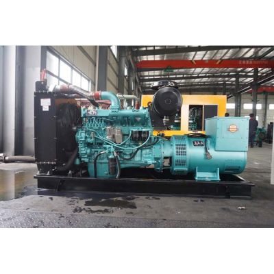 100kw東方紅柴油發(fā)電機組-東方紅6缸柴油機LR6A3L-D柴油發(fā)電機組,缸徑/行程：105/125mm,柴油發(fā)電機組水冷發(fā)動機功率110KW,柴油發(fā)電機組配套馬拉松斯坦福發(fā)電機。廠價直銷歡迎選購：13773399855。