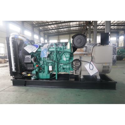250kw沃爾沃柴油發(fā)電機(jī)組-沃爾沃6缸柴油機(jī)TAD1341GE柴油發(fā)電機(jī)組,缸徑/行程：131/150mm,柴油發(fā)電機(jī)組水冷發(fā)動(dòng)機(jī)功率252KW,柴油發(fā)電機(jī)組配套馬拉松斯坦福發(fā)電機(jī)。廠價(jià)直銷歡迎選購：13773399855。