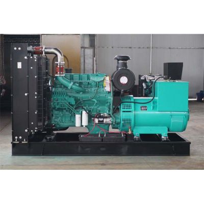 300kw東風(fēng)康明斯柴油發(fā)電機(jī)組-東風(fēng)康明斯6缸柴油機(jī)6ZTAA13-G3柴油發(fā)電機(jī)組,缸徑/行程：130/163mm,柴油發(fā)電機(jī)組水冷發(fā)動機(jī)功率340KW,柴油發(fā)電機(jī)組配套馬拉松斯坦福發(fā)電機(jī)。廠價直銷歡迎選購：13773399855。
