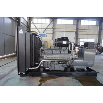 工廠直銷400KW柴油發(fā)電機，品牌有廣西玉柴、無錫動力、威曼、通柴等柴油發(fā)電機組。廠價直銷歡迎選購：13773399855。