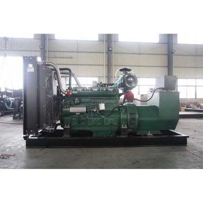400kw凱普柴油發(fā)電機(jī)組-凱普6缸柴油機(jī)KP15G400D2柴油發(fā)電機(jī)組,缸徑/行程：135/165mm,柴油發(fā)電機(jī)組水冷發(fā)動(dòng)機(jī)功率450KW,柴油發(fā)電機(jī)組配套馬拉松斯坦福發(fā)電機(jī)。廠價(jià)直銷歡迎選購(gòu)：13773399855。