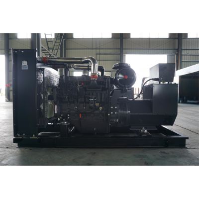 250kw上柴股份柴油發(fā)電機(jī)組-上柴股份6缸柴油機(jī)SC9D340D2柴油發(fā)電機(jī)組,缸徑/行程：114/144mm,柴油發(fā)電機(jī)組水冷發(fā)動(dòng)機(jī)功率255KW,柴油發(fā)電機(jī)組配套馬拉松斯坦福發(fā)電機(jī)。廠價(jià)直銷歡迎選購(gòu)：13773399855。
