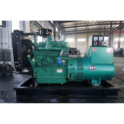 40kw濰柴裕興柴油發(fā)電機(jī)組-濰柴裕興4缸柴油機(jī)K4100ZD柴油發(fā)電機(jī)組,缸徑/行程：100/115mm,柴油發(fā)電機(jī)組水冷發(fā)動(dòng)機(jī)功率42KW,柴油發(fā)電機(jī)組配套馬拉松斯坦福發(fā)電機(jī)。廠價(jià)直銷歡迎選購：13773399855。