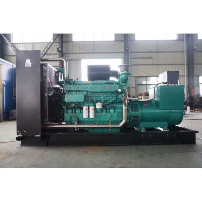 600kw玉柴柴油發(fā)電機組-玉柴6缸柴油機YC6TD840-D31柴油發(fā)電機組,缸徑/行程：152/180mm,柴油發(fā)電機組水冷發(fā)動機功率616KW,柴油發(fā)電機組配套馬拉松斯坦福發(fā)電機。廠價直銷歡迎選購：13773399855。