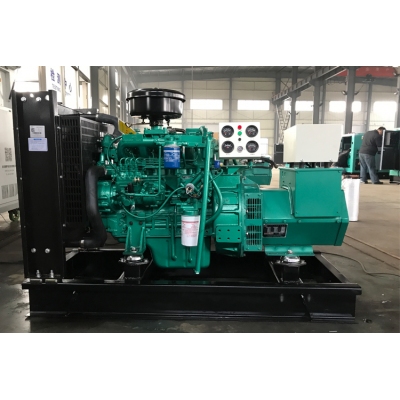 30KW玉柴柴油發(fā)電機組-玉柴4缸柴油機YCD4N23H8-55,柴油發(fā)電機組缸徑/行程：93/103mm,柴油發(fā)電機組水冷發(fā)動機功率39.6KW,柴油發(fā)電機組配套馬拉松斯坦福發(fā)電機。廠價直銷歡迎選購：13773399855。