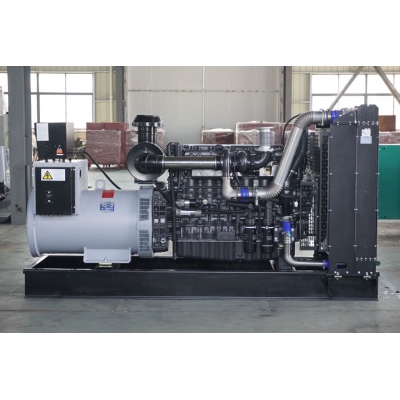 120kw上柴動力柴油發(fā)電機組-上柴股份6缸柴油機6HTAA6.5-G32柴油發(fā)電機組,缸徑/行程：105/124mm,柴油發(fā)電機組水冷發(fā)動機功率155KW,柴油發(fā)電機組配套馬拉松斯坦福發(fā)電機。廠價直銷歡迎選購：13773399855。