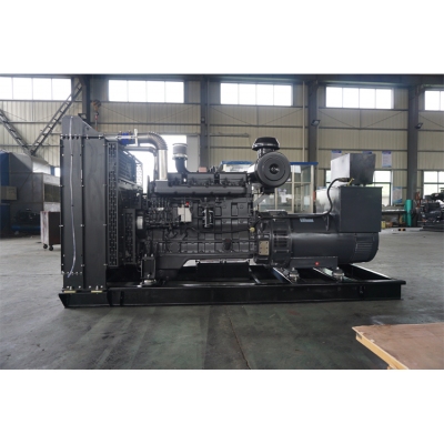 600kw上柴動力柴油發(fā)電機組-上柴股份6缸柴油機6KTAA25-G33柴油發(fā)電機組,缸徑/行程：170/185mm,柴油發(fā)電機組水冷發(fā)動機功率684KW,柴油發(fā)電機組配套馬拉松斯坦福發(fā)電機。廠價直銷歡迎選購：13773399855。