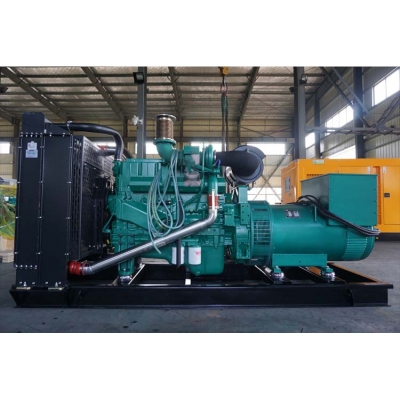 300kw玉柴柴油發(fā)電機組-玉柴6缸柴油機YC6MJ500L-D21柴油發(fā)電機組,缸徑/行程：131/145mm,柴油發(fā)電機組水冷發(fā)動機功率367kW,柴油發(fā)電機組配套馬拉松斯坦福發(fā)電機。廠價直銷歡迎選購：13773399855。