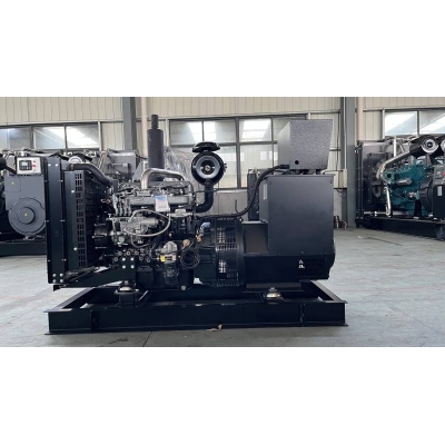 45kw上柴股份柴油發(fā)電機組-上柴動力4缸柴油機4ZT3.5-G21柴油發(fā)電機組,缸徑/行程：105/115mm,柴油發(fā)電機組水冷發(fā)動機功率54KW,柴油發(fā)電機組配套馬拉松斯坦福發(fā)電機。廠價直銷歡迎選購：13773399855。